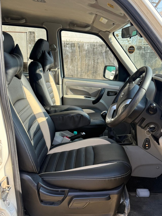 Second-hand 2016 Mahindra Scorpio S10 7 Seater 2WD for sale in Dehradun-9