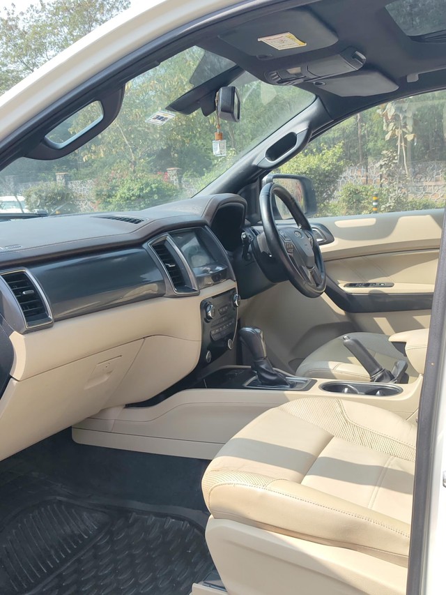 Second-hand 2017 Ford Endeavour 3.2 Titanium AT 4X4 for sale in New Delhi-18