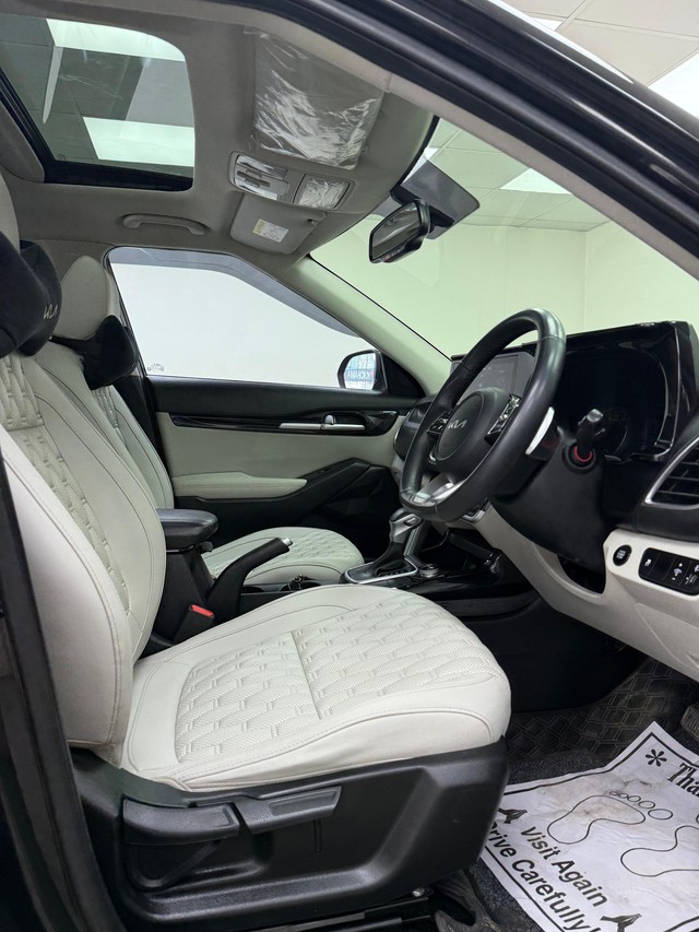 Second-hand 2023 Kia Seltos HTX IVT for sale in Pune-5