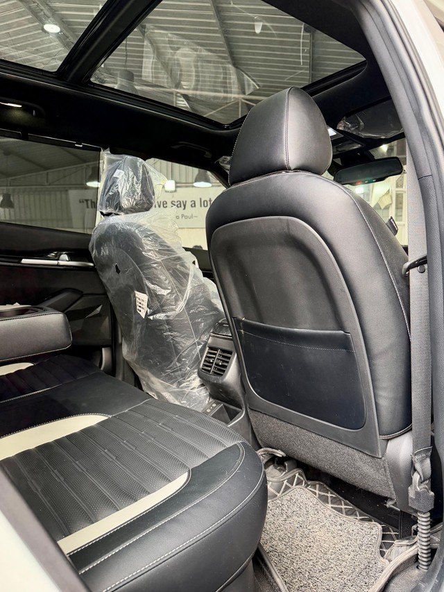 Second-hand 2023 Kia Seltos GTX Plus S Turbo DCT for sale in Hyderabad-13