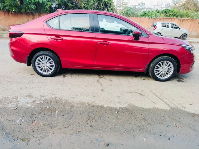 Honda City V MT Second-hand 2021 Honda City V MT for sale in New Delhi-1