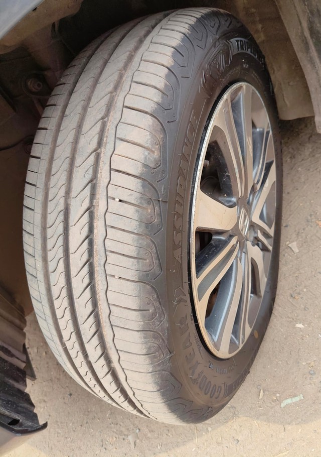 Second-hand 2021 Honda Amaze VX Petrol for sale in Kolkata-20