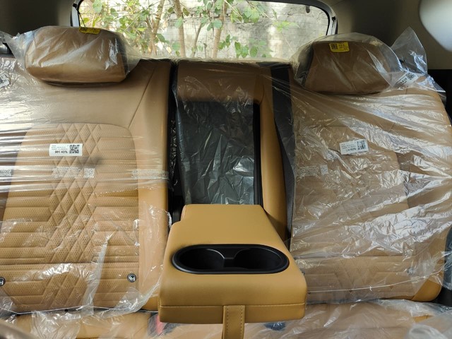 Second-hand 2024 Kia Sonet HTX Diesel AT for sale in New Delhi-14