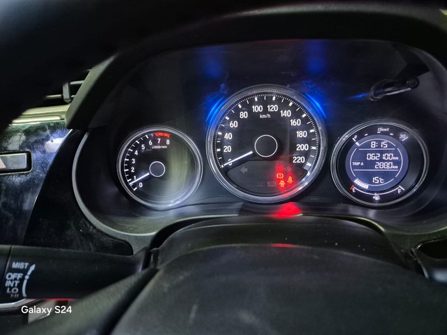 Second-hand 2019 Honda City i-VTEC V for sale in New Delhi-14