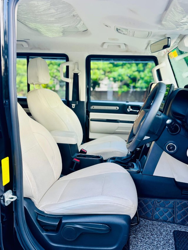 Second-hand 2024 Mahindra Thar ROXX AX5L 4WD Diesel AT for sale in New Delhi-8