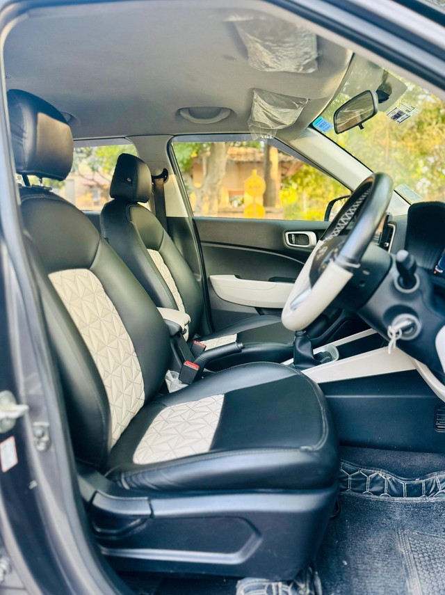 Hyundai Venue S BSVI Second-hand 2023 Hyundai Venue S BSVI for sale in New Delhi-10