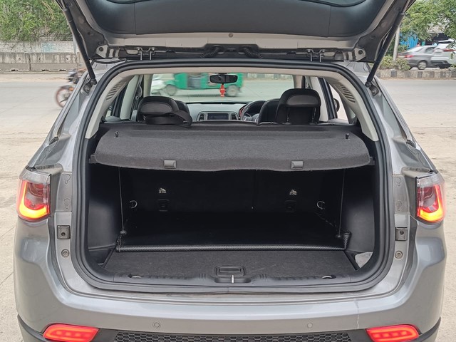 Jeep Compass Trailhawk 4x4 Opt Second-hand 2019 Jeep Compass Trailhawk 4x4 Opt for sale in Bangalore-17