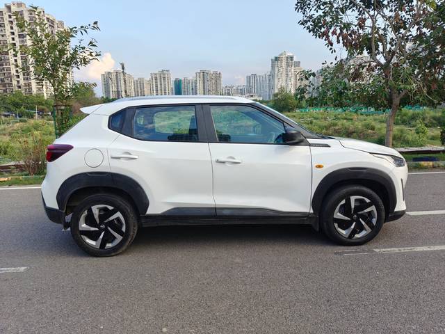 https://images10.gaadi.com/usedcar_image/TP1A.220905.001/original/b71844a2-fd64-4f36-9af4-eb86c19a9480.jpg?imwidth=6401