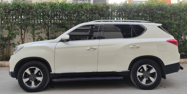 Second-hand 2021 Mahindra Alturas G4 4X4 AT for sale in Hyderabad-3