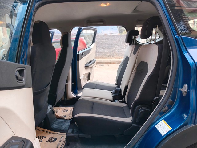 Renault Triber RXT BSVI Second-hand 2021 Renault Triber RXT BSVI for sale in Kolkata-9