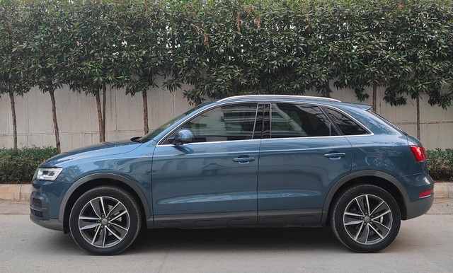 Second-hand 2017 Audi Q3 30 TDI for sale in Hyderabad-3