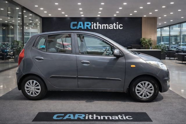 Hyundai i10 Sportz 1.1L Second-hand 2015 Hyundai i10 Sportz 1.1L for sale in Kolkata