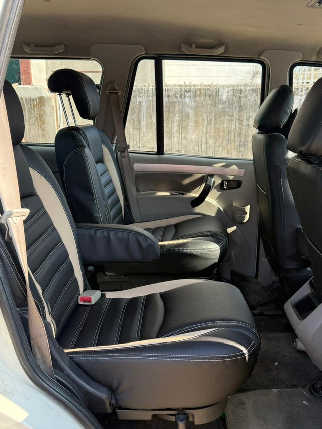 Second-hand 2016 Mahindra Scorpio S10 7 Seater 2WD for sale in Dehradun-11