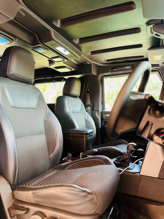 Mahindra Thar LX Hard Top Diesel AT Second-hand 2024 Mahindra Thar LX Hard Top Diesel AT for sale in New Delhi-10