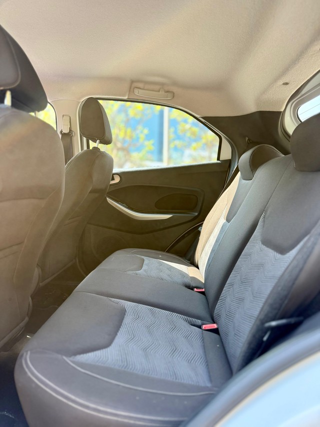 Second-hand 2016 Ford Figo 1.5P Titanium AT for sale in Surat-5