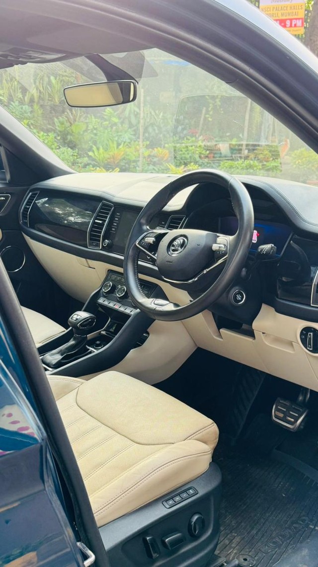 Second-hand 2023 Skoda Kodiaq L & K for sale in Mumbai-8