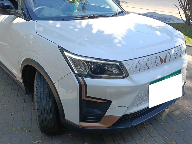 Mahindra XUV400 EV EL Fast Charger - Photo 9