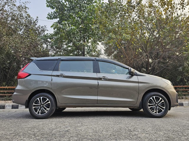 Second-hand 2023 Maruti Ertiga VXi (O) CNG for sale in New Delhi-1