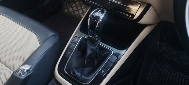 Second-hand 2023 Skoda Slavia 1.0 TSI Style AT for sale in New Delhi-9