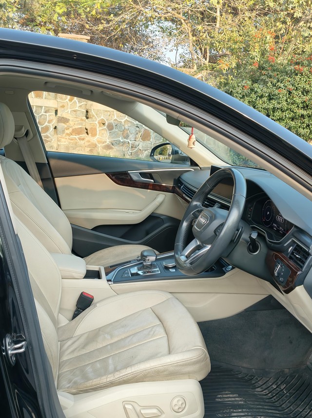 Second-hand 2017 Audi A4 35 TDI Technology for sale in New Delhi-12
