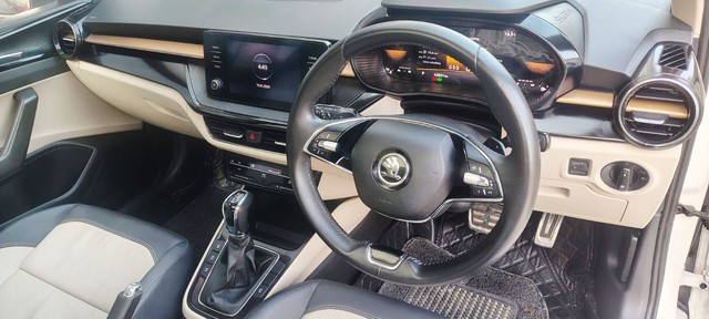 Second-hand 2023 Skoda Slavia 1.0 TSI Style AT for sale in New Delhi-8