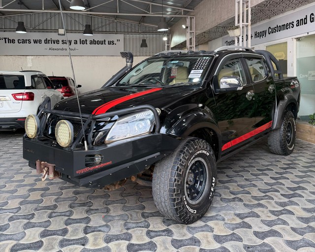 Second-hand 2017 Isuzu D-Max 4X4 for sale in Hyderabad-3