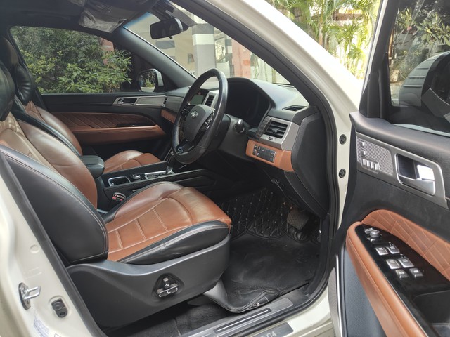 Second-hand 2021 Mahindra Alturas G4 4X4 AT for sale in Hyderabad-9