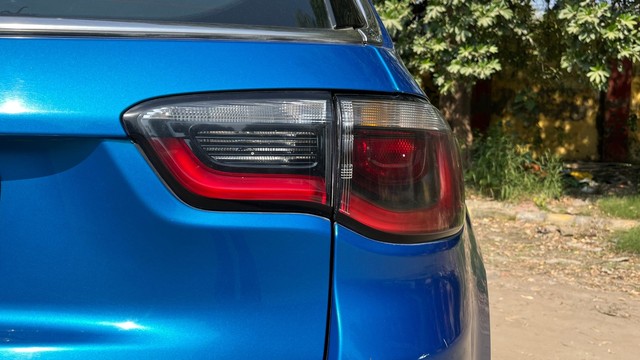 Second-hand 2018 Jeep Compass 2.0 Limited 4X4 for sale in New Delhi-8