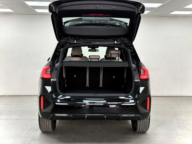 Second-hand 2023 BMW X1 sDrive18d M Sport for sale in Pune-6