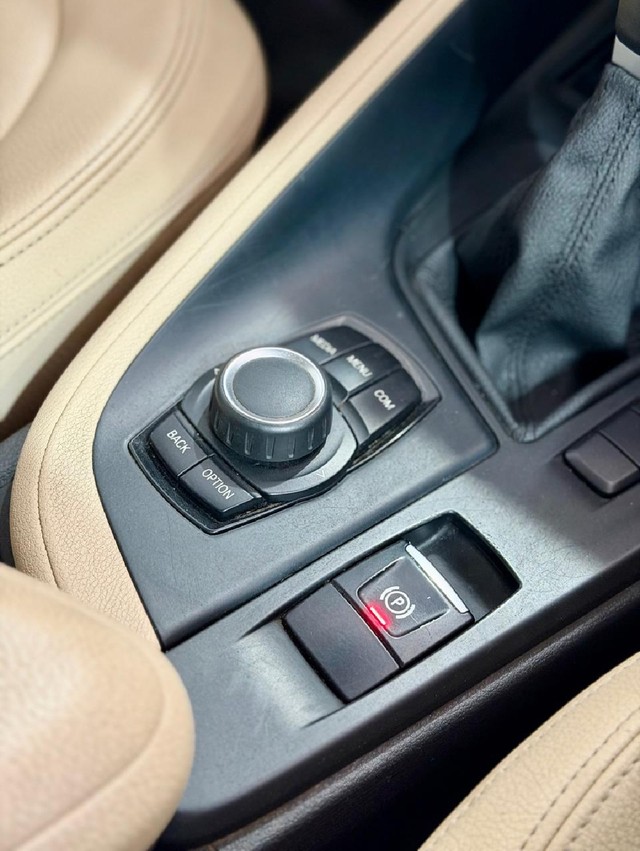 Second-hand 2018 BMW X1 sDrive20d Expedition for sale in Hyderabad-8