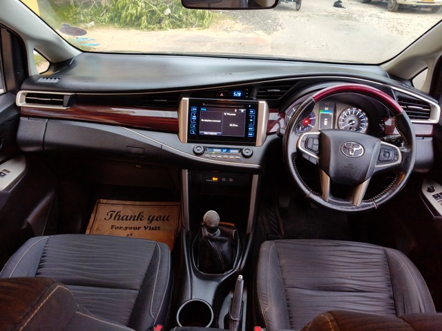 Second-hand 2016 Toyota Innova Crysta 2.4 VX MT 8S BSIV for sale in Kolkata-7