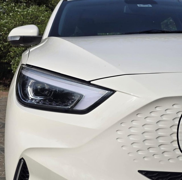 MG ZS EV Excite Pro - Photo 8