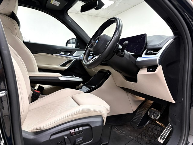 Second-hand 2023 BMW X1 sDrive18d M Sport for sale in Pune-7