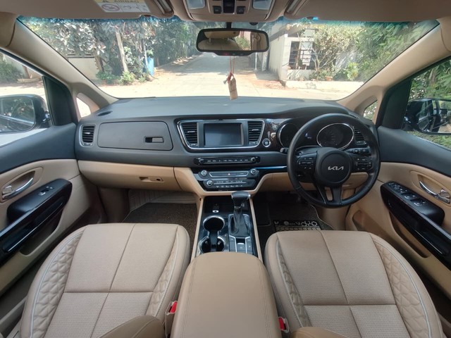 Kia Carnival Limousine Plus Second-hand 2022 Kia Carnival Limousine Plus for sale in Hyderabad-8