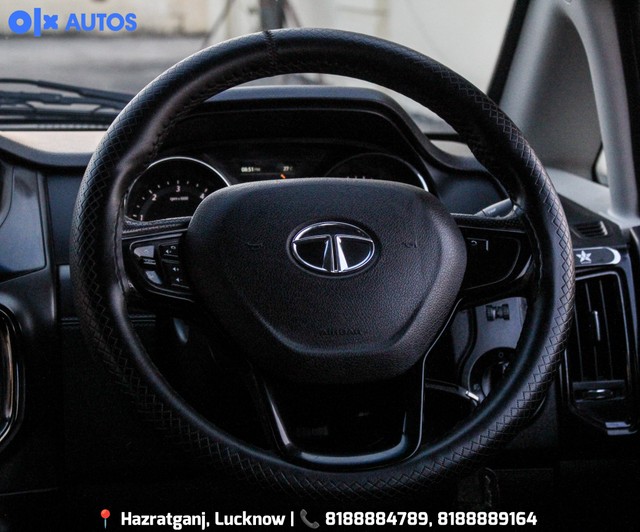 Second-hand 2018 Tata Hexa XE for sale in Lucknow-11