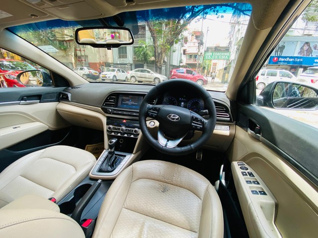 Second-hand 2019 Hyundai Elantra 1.6 SX Option AT for sale in Kolkata-8