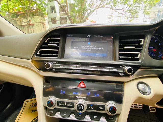 Second-hand 2019 Hyundai Elantra 1.6 SX Option AT for sale in Kolkata-5