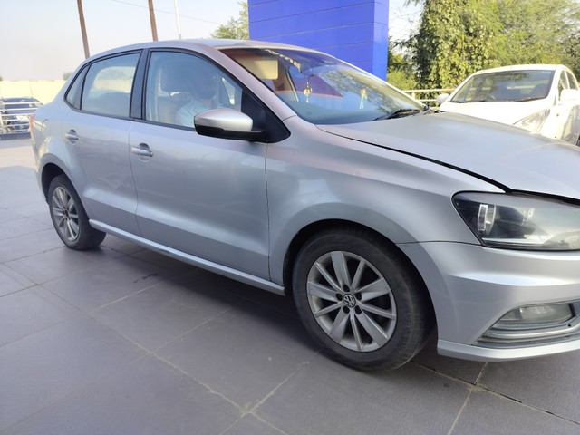 Second-hand 2016 Volkswagen Ameo 1.5 TDI Highline for sale in Etawah-5