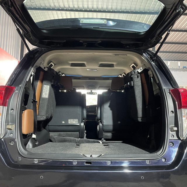 Toyota Innova Crysta 2.4 ZX 7 STR AT Second-hand 2021 Toyota Innova Crysta 2.4 ZX 7 STR AT for sale in Jaipur-8