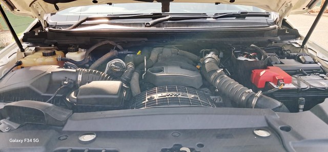 Second-hand 2020 Ford Endeavour Titanium Plus 4X2 for sale in New Delhi-2