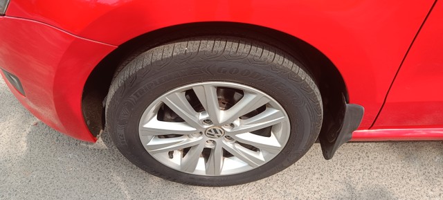 Second-hand 2014 Volkswagen Polo 1.2 MPI Highline for sale in Bangalore-6