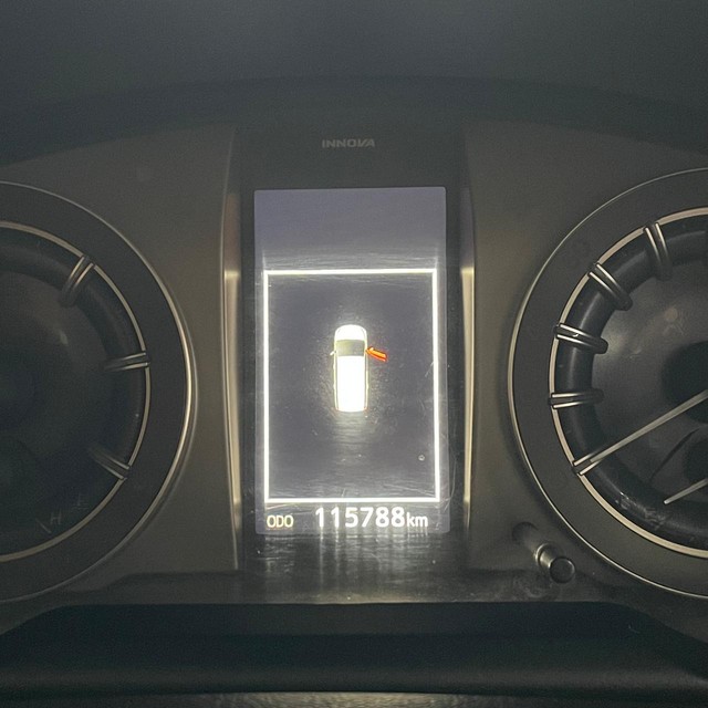 Toyota Innova Crysta 2.4 ZX 7 STR AT Second-hand 2021 Toyota Innova Crysta 2.4 ZX 7 STR AT for sale in Jaipur-14