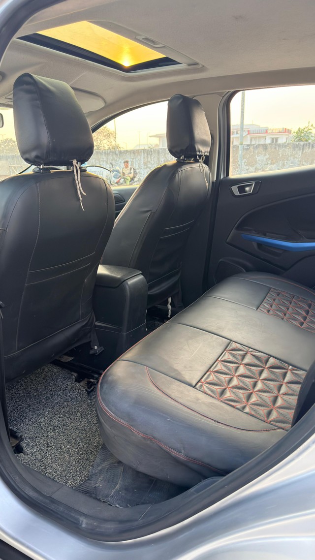 Second-hand 2018 Ford Ecosport Signature Edition Diesel BSIV for sale in Lucknow-11