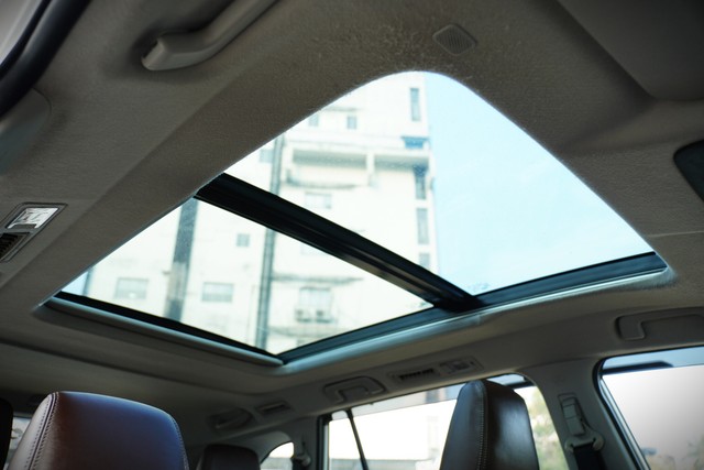 Toyota Innova Hycross ZX Hybrid Second-hand 2023 Toyota Innova Hycross ZX Hybrid for sale in Kolkata-7