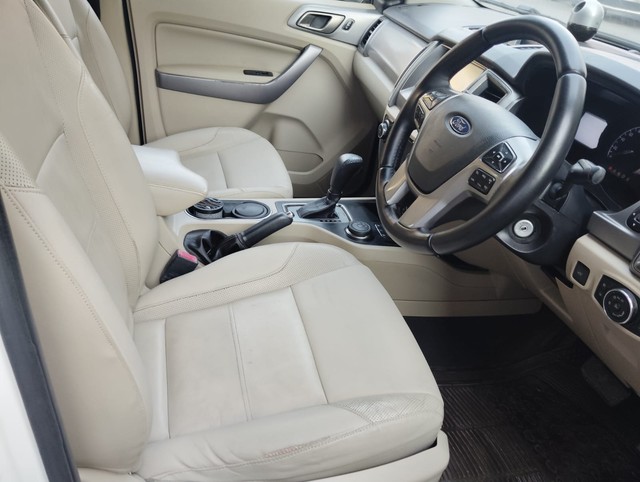 Ford Endeavour 3.2 Titanium AT 4X4 Second-hand 2016 Ford Endeavour 3.2 Titanium AT 4X4 for sale in New Delhi-6