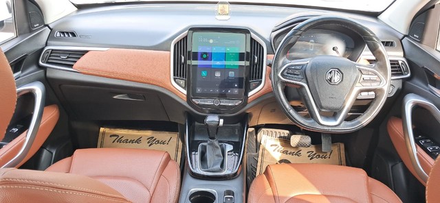 Second-hand 2022 MG Hector Sharp CVT for sale in New Delhi-12