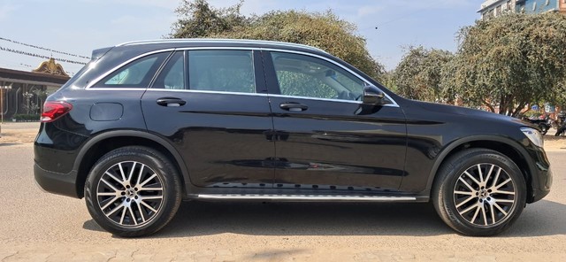 Second-hand 2021 Mercedes-Benz GLC 200 for sale in New Delhi-1