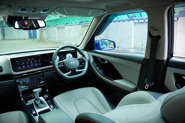 Second-hand 2024 Hyundai Creta SX (O) iVT for sale in Kolkata-12