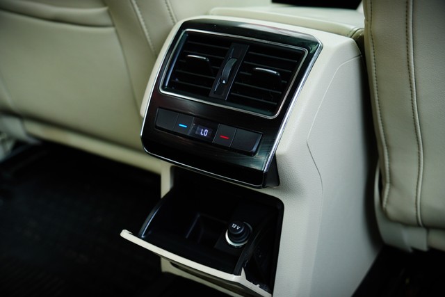 Second-hand 2019 Skoda Superb LK 1.8 TSI AT for sale in Kolkata-7