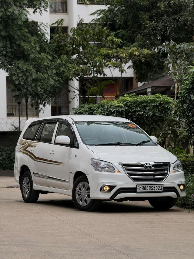 Toyota Innova 2.5 G (Diesel) 8 Seater Second-hand 2013 Toyota Innova 2.5 G (Diesel) 8 Seater for sale in Nashik